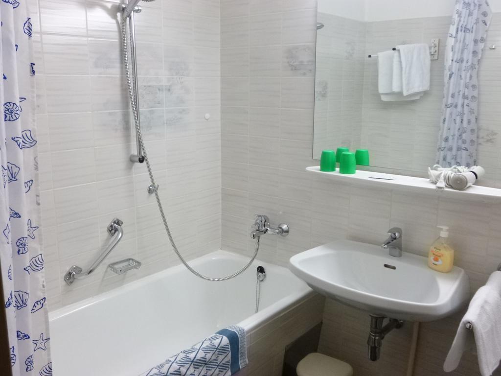 高山乡村公寓式酒店 坦海姆 客房 照片